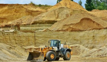 O projeto de lei que visa a proibição dos recursos da Agência Nacional de Mineração foi aprovado e simboliza um grande avanço para o setor