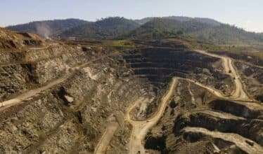 A gigante do setor da mineração Sibanye Stillwater encerrou o seu acordo de US$ 1 bilhão para comprar minas de níquel e cobre-ouro no estado de Minas Gerais após evento nas regiões