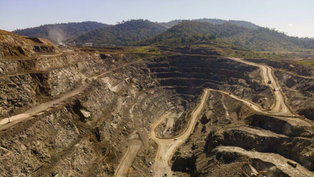 A gigante do setor da mineração Sibanye Stillwater encerrou o seu acordo de US$ 1 bilhão para comprar minas de níquel e cobre-ouro no estado de Minas Gerais após evento nas regiões