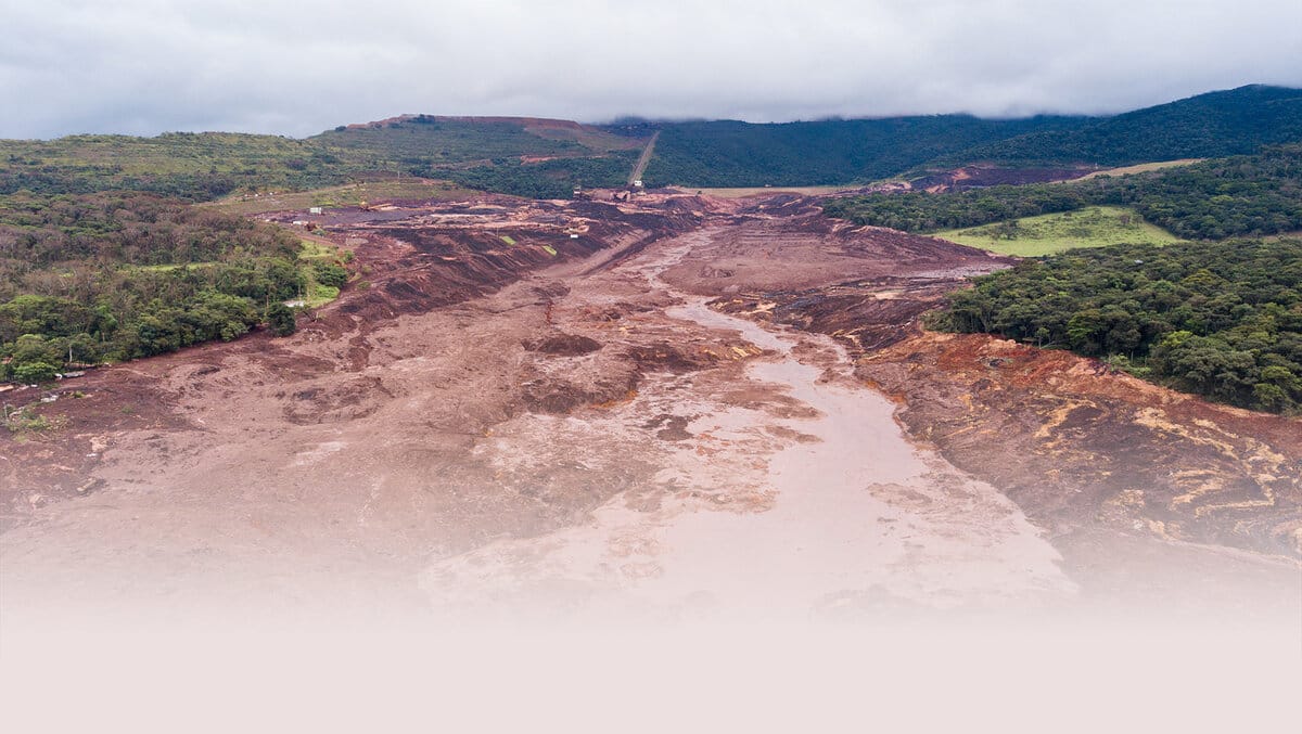 A mineradora Vale pediu a prorrogação do prazo para a desativação das barragens em Minas Gerais que possuem riscos, em razão da complexidade das obras e a necessidade da segurança na mineração