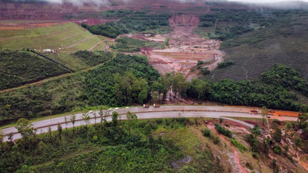 A Vallourec entrou com uma ação na justiça para não ter que pagar a multa de R$ 288 milhões ao governo de Minas Gerais após o transbordamento do dique, causado pelas chuvas